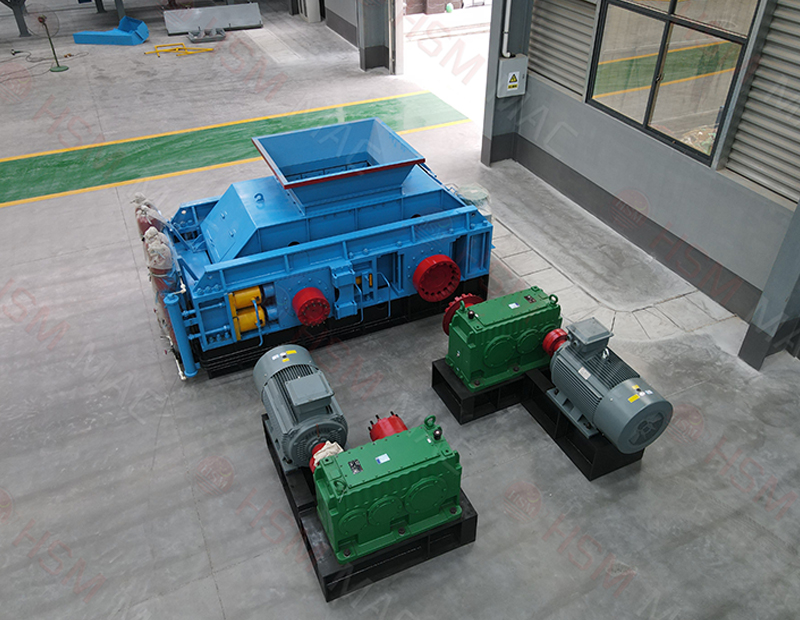 液壓超細(xì)破碎對(duì)輥機(jī)出料細(xì)膩,粒度可控,滿足細(xì)料加工需求