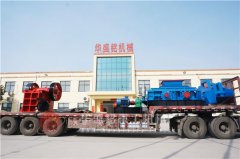 1212全自動(dòng)液壓對(duì)輥破碎機(jī)發(fā)貨